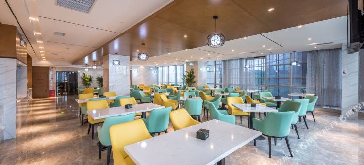 南宁曼尔顿国际酒店(会展中心金湖广场地铁站店)图片