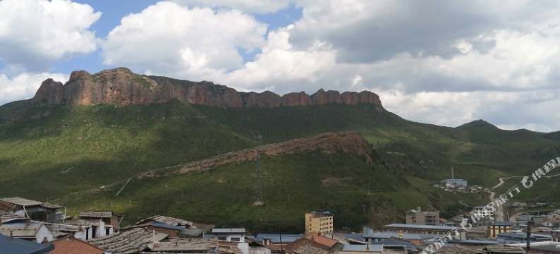 碌曲郎悦宾馆图片