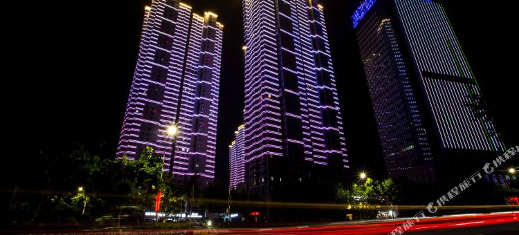 如家睿柏·云酒店(青岛西海岸新区政府世博城店)图片