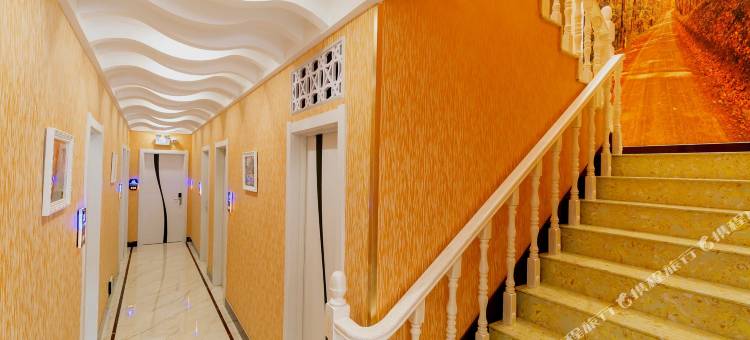 西雅小镇假日宾馆(白山浑江大街万达广场店)图片