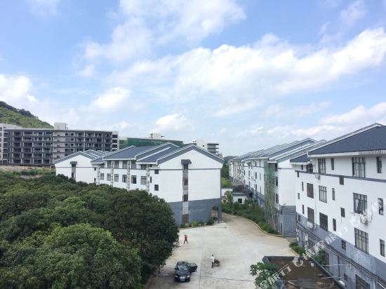 罗浮山林家别院民宿_地址:罗浮山风景区大门对面