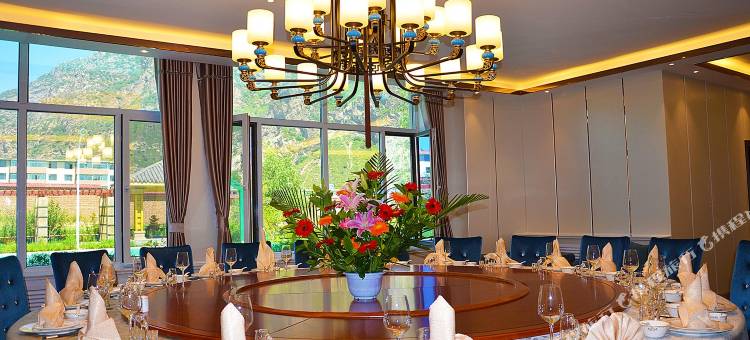 大通厚源酒店图片