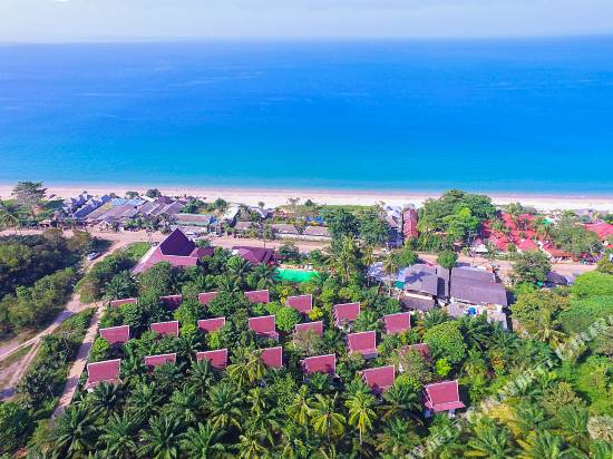 蘭達島孔寧海灘度假酒店