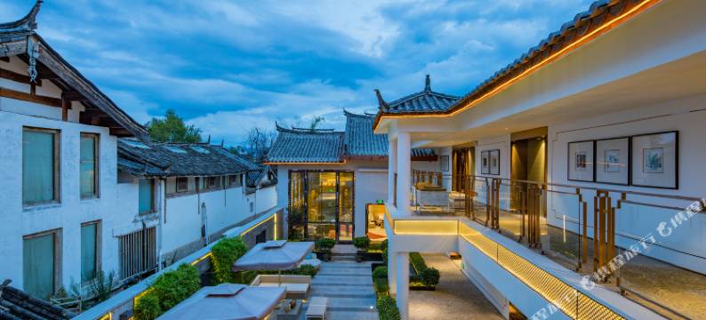 丽江见微客栈图片