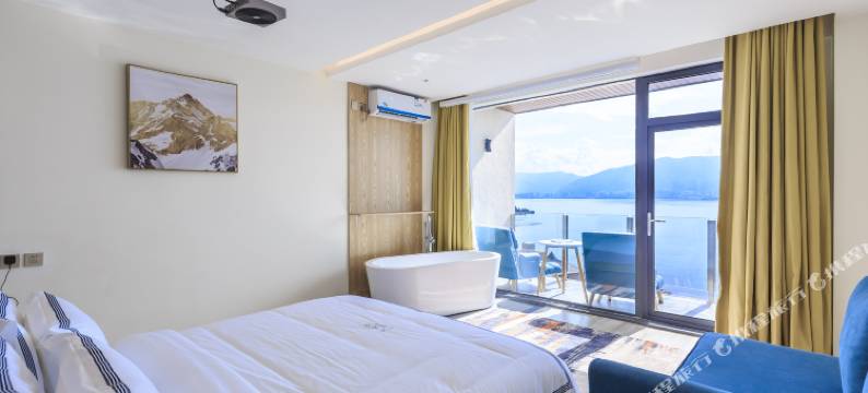 源素大理七间海智能海景别墅图片