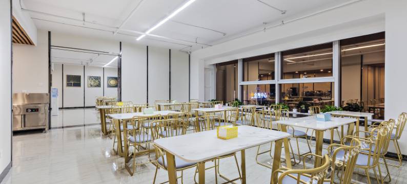 青岛美途海景度假公寓(会展中心石老人浴场店)图片