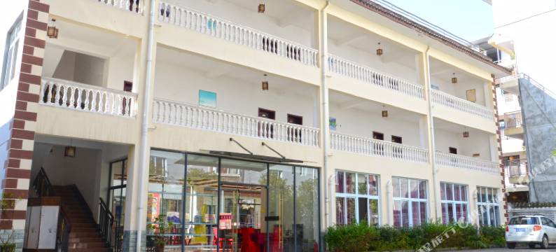 西岭雪山深度雅居酒店图片