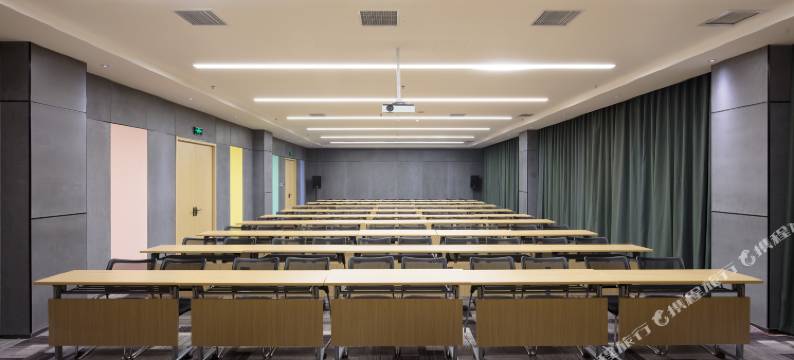 郑州富巢酒店(黄河科技学院店)图片