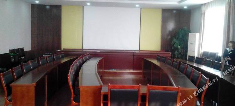 莫泰酒店(廊坊高铁站新朝阳购物中心店)图片