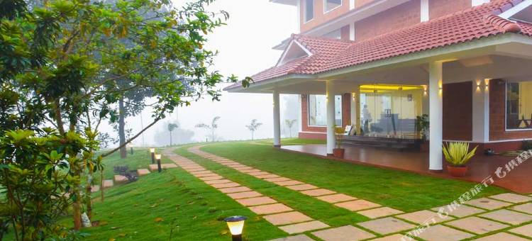 瓦亚纳德湖畔玫瑰度假村(LakeRose Wayanad Resort)图片