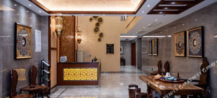 超越梦想酒店(西双版纳景洪告庄西双景星光夜市店)图片