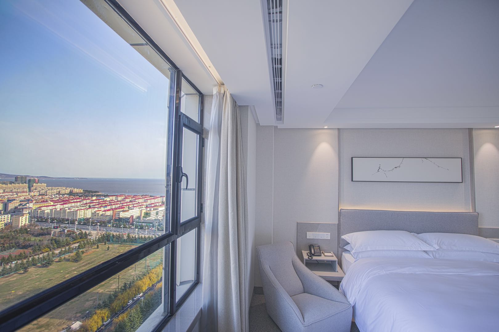 Sylvia HotelOver view