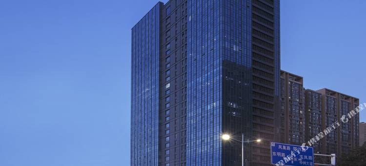 仟那酒店(中原国际博览中心凤凰台地铁站店)图片