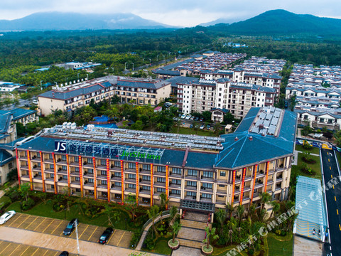 金石商务酒店(万宁石梅湾王府井免税港店)