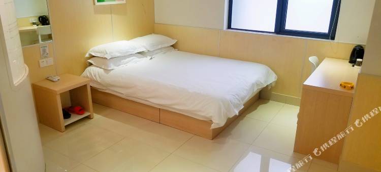 易佰酒店(沧州火车站店)图片