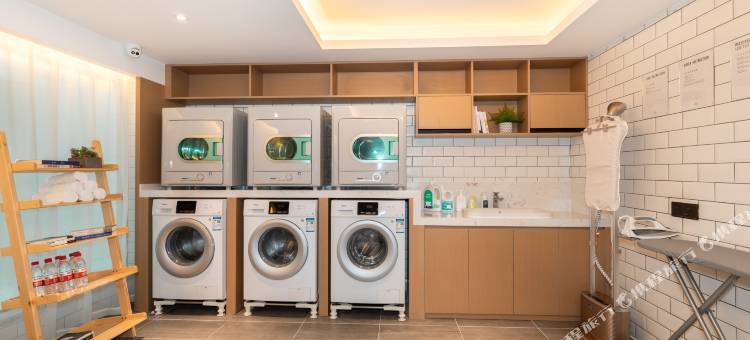 珠海情侣路海滨泳场美居酒店图片