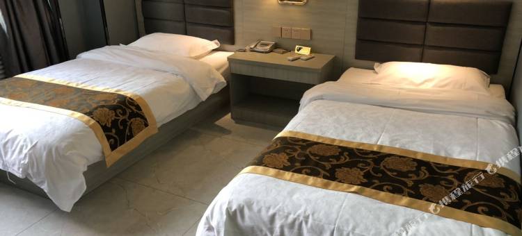 乌鲁木齐宝利商务宾馆(九鼎市场八一中学紫金校区店)图片