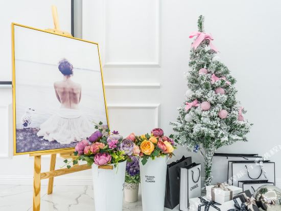 H2O观影民宿(宁波同源路店)