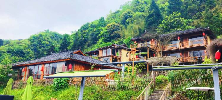 花筑·荔波小森林民宿(玄武山日出云海店)图片
