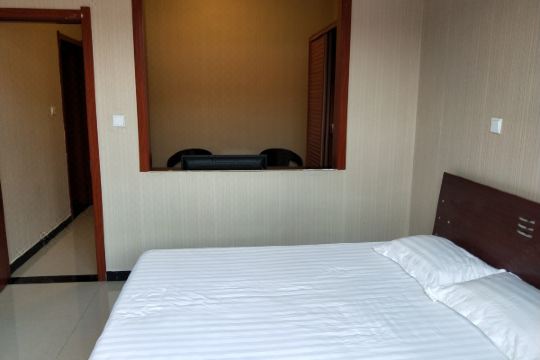 井陉和平年华农家乐