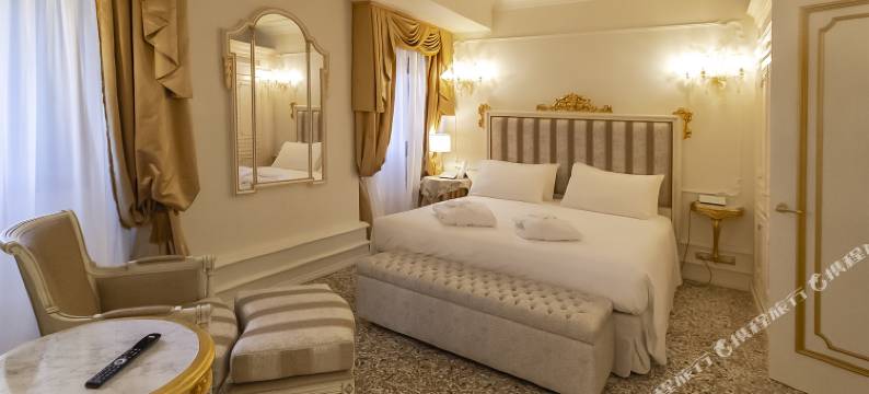 彭法迪尼历史体验酒店(Ca' Bonfadini Historic Experience)图片