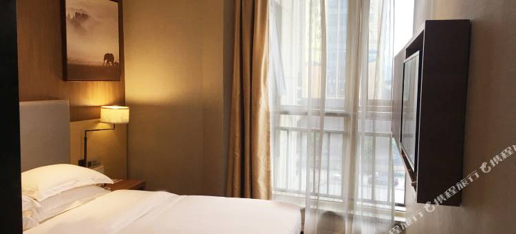 精途酒店(黄石北站磁湖景区店)图片