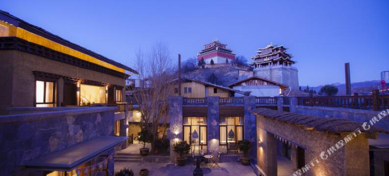 香格里拉阿若康巴·南索达庄园图片