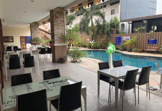 Siam Platinum PattayaHotel Overview