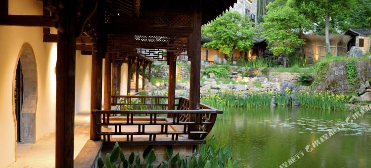 黄山黟县宏村青梅学社·诗莉莉温泉酒店图片