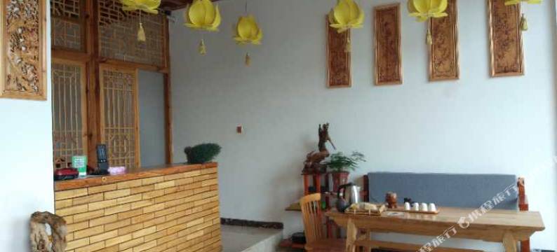 安宁乡韵艺术客栈图片