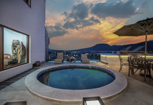 腾冲净心谷·温泉全景客栈（和顺古镇店）外景图