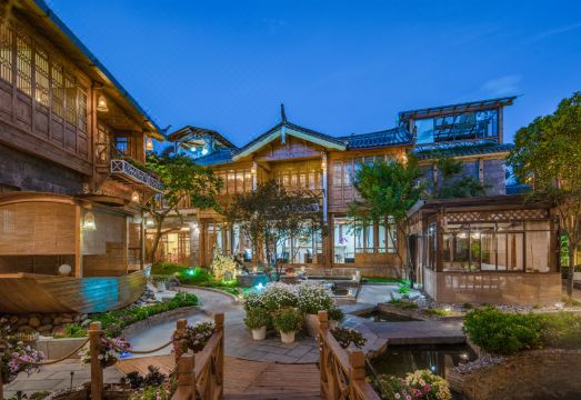 向野而生·在云端（丽江）外景图