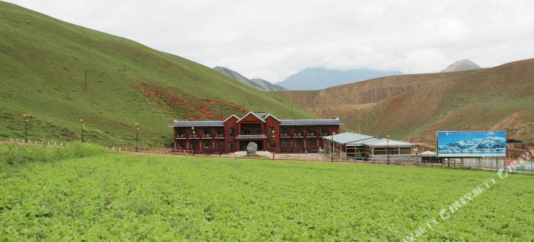 祁连天域景都度假村(卓尔山景区店)图片