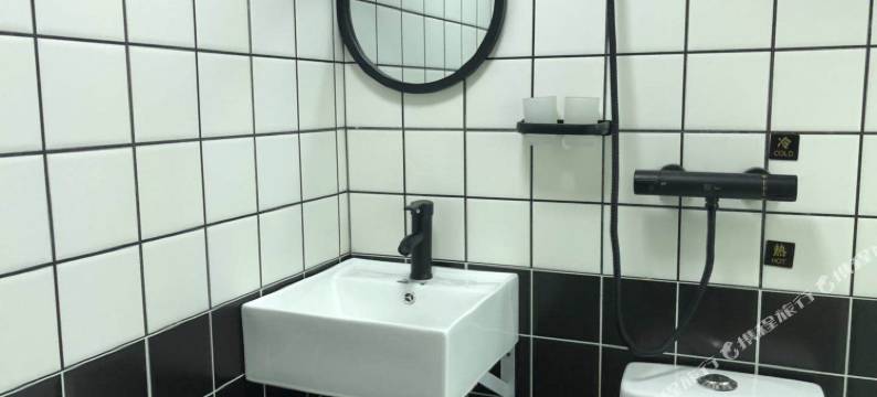 北京时光机快捷酒店(协和医院北京站地铁站店)图片