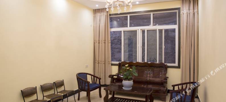 韶山毛四平酒店(故居景区店)图片