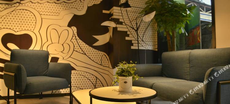 布丁精选酒店(杭州武林广场西湖文化广场地铁站店)图片