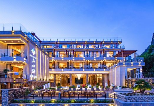 阳朔花田海诗酒田园酒店外景图