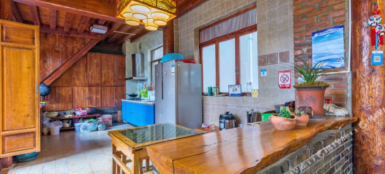 丽江束河蜗牛客栈图片