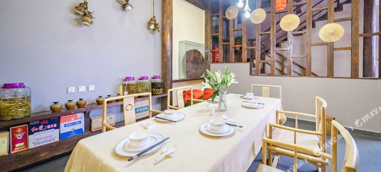 腾冲大树京品客栈(和顺古镇店)图片