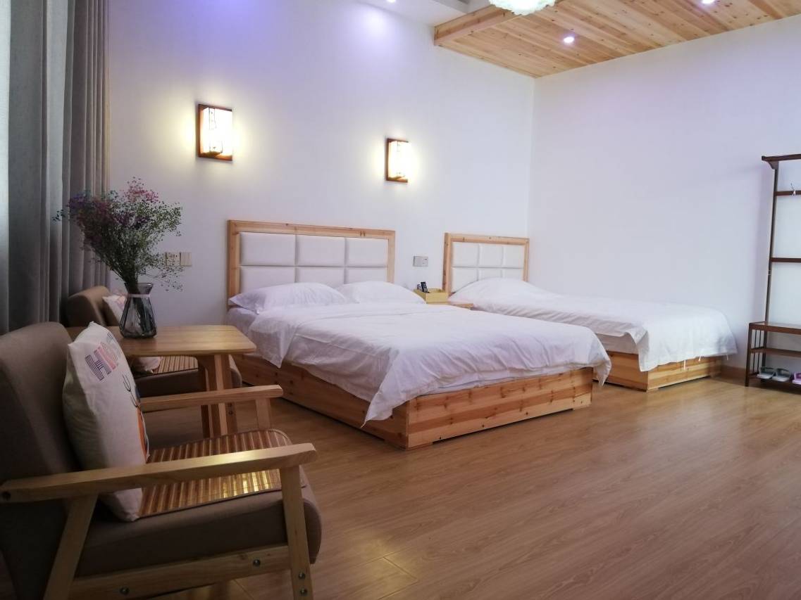 黄山秋霞农家乐