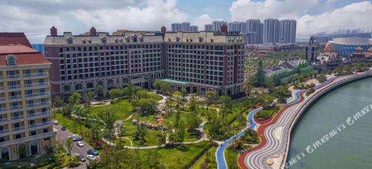青岛东方影都希尔顿逸林酒店图片