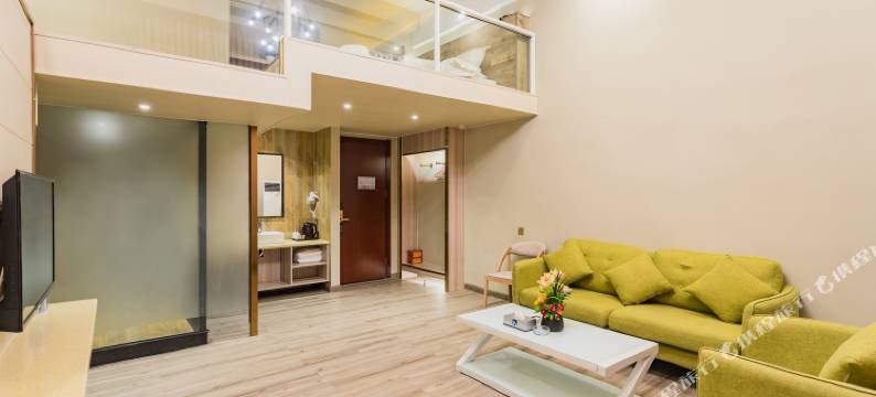 逅车楼酒店APARTMENT(佛山西站沙堤机场店)图片