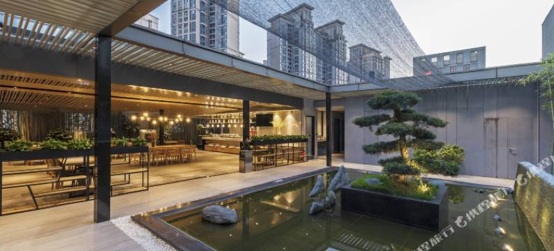 东方蔚莱酒店(重庆新牌坊店)图片