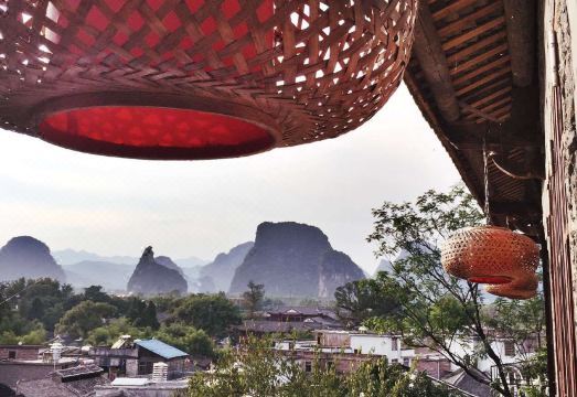 Long lnn Hotel Overview