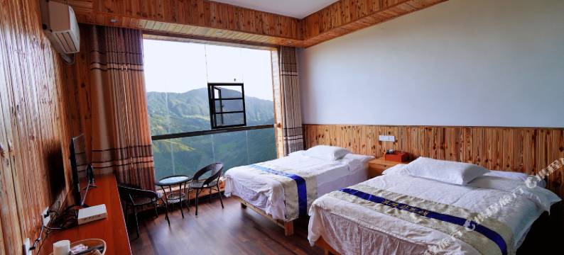 从江加榜梯田万隆庄客栈图片