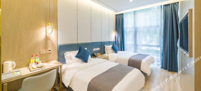 唯庭酒店(上海中山公园地铁站店)图片