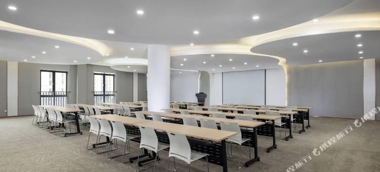 维洛斯酒店(福州首占航城地铁站店)图片