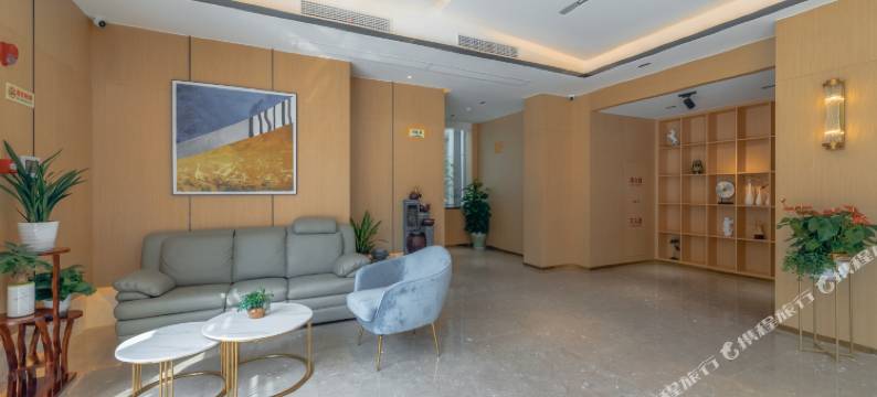 武汉润丽精品酒店(洪山广场中南路地铁站店)图片