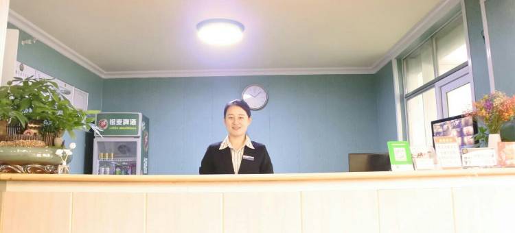 捧云快捷宾馆(枣庄永康店)图片