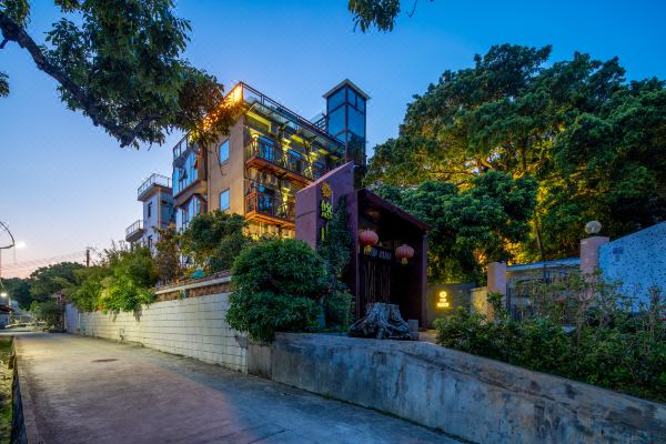 select room开业:2019客栈位于"中国最美八大海岸"之称的深圳大鹏较场